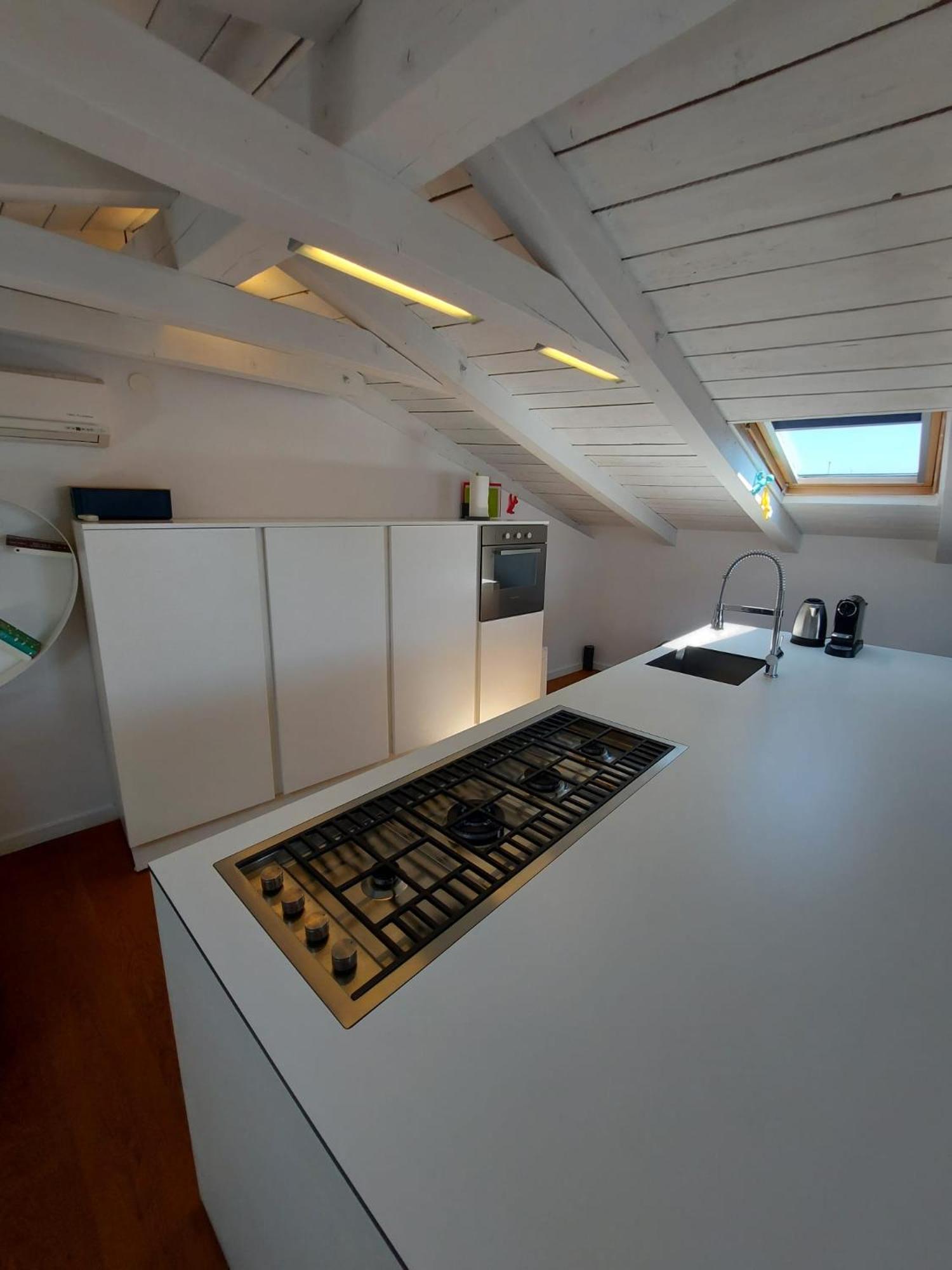 Beautiful Sunsets Over The Roofs Of Rovinj Apartment Exterior photo