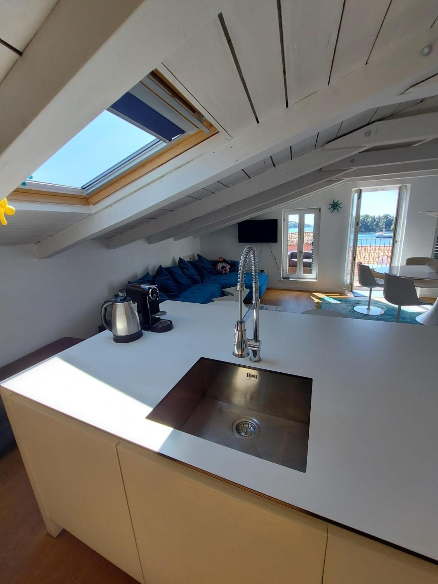 Beautiful Sunsets Over The Roofs Of Rovinj Apartment Exterior photo
