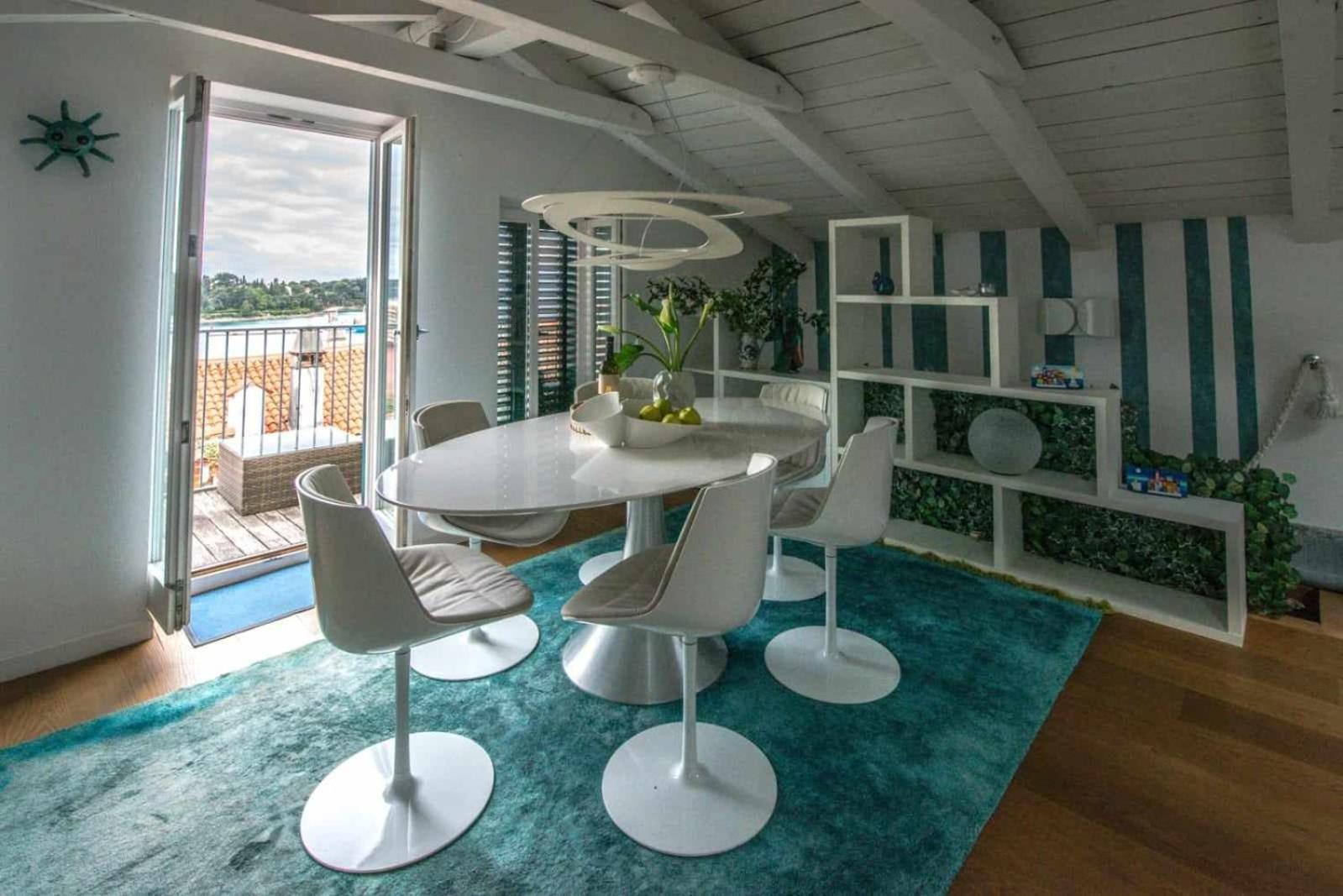 Beautiful Sunsets Over The Roofs Of Rovinj Apartment Exterior photo